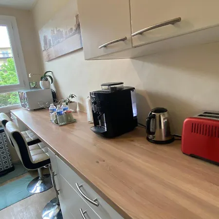 Superbe Au Calme Avec Parking Gratuit. * Mérignac