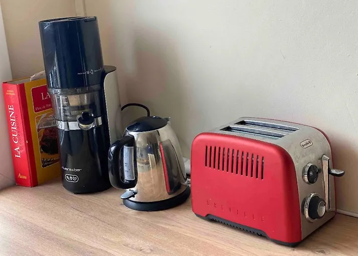 Apartamento Superbe Au Calme Avec Parking Gratuit. *