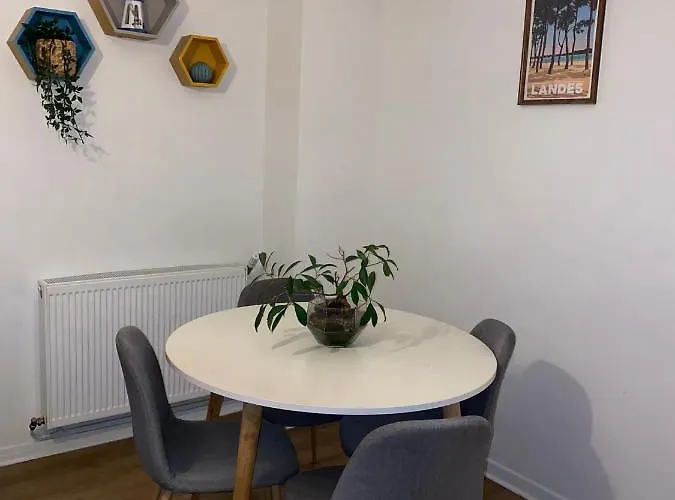 Apartamento Superbe Au Calme Avec Parking Gratuit. *